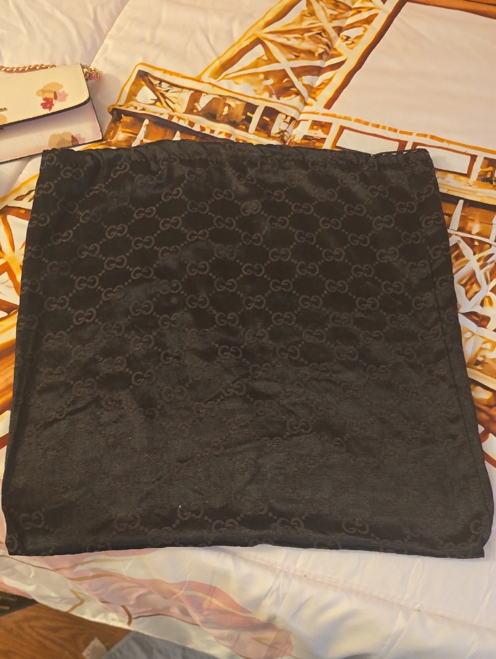 Bunble - Picture 7 of 7